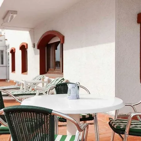 Apartamento Con Gran Terraza En * Empuriabrava